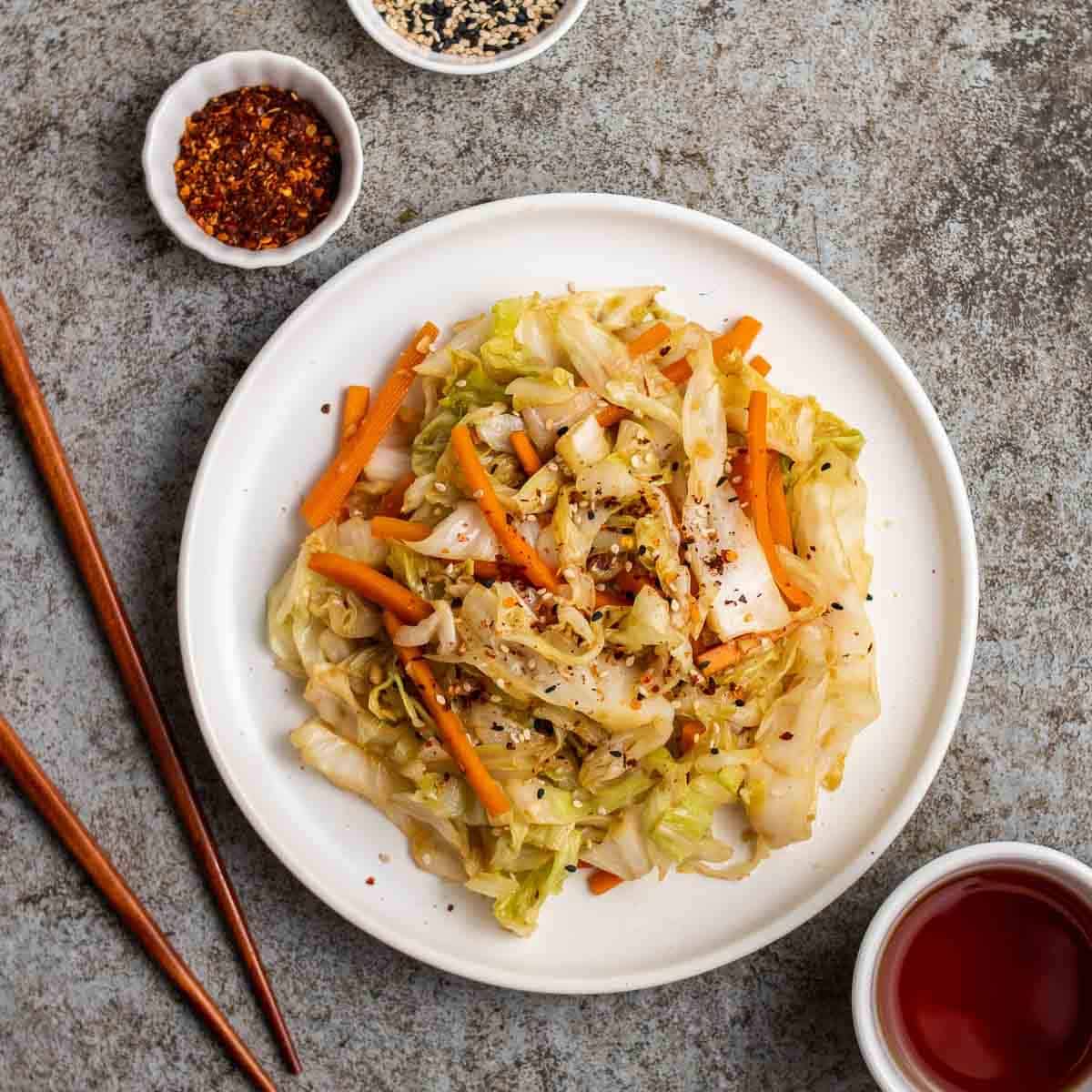Stir-Fried Cabbage and Carrots